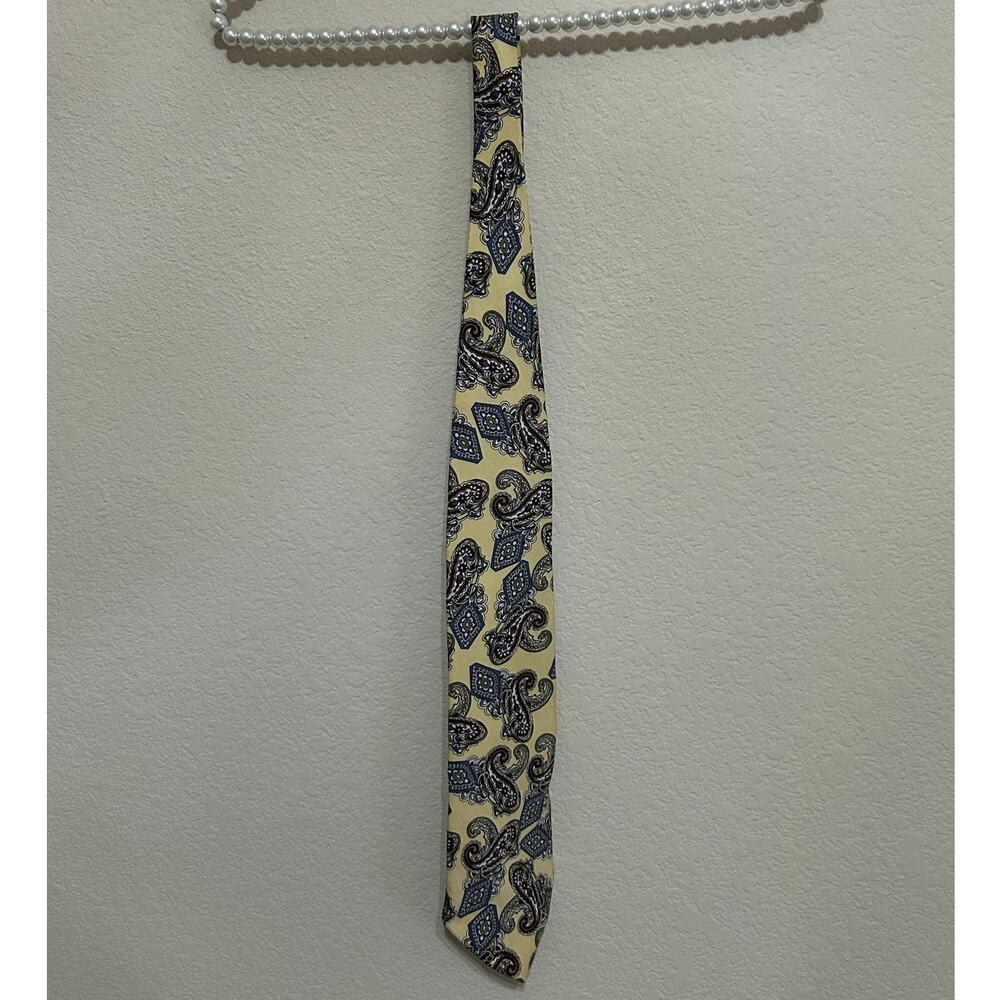 Vintage Christian Dior Tie Yellow Silk Red Paisley Necktie Made In USA